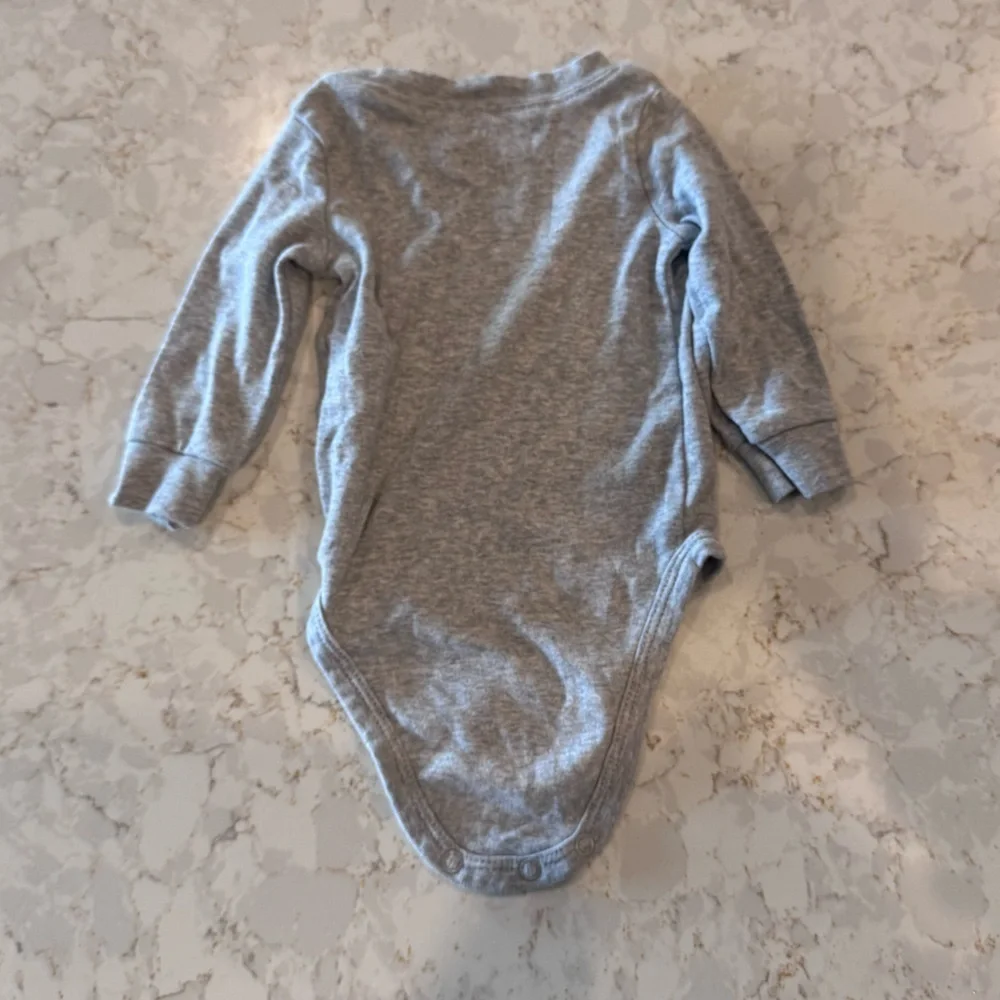 6M Carter’s - Gray Long Sleeve Baby Onesie